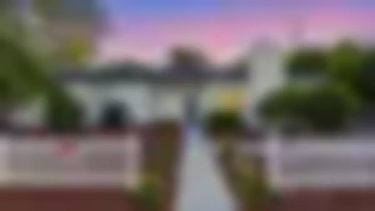 This week's deal, blurred on purpose